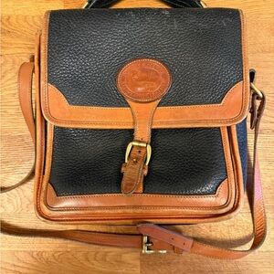 Dooney & Bourke Purse